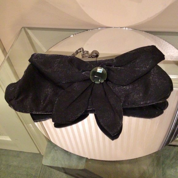 🛍️2 for $35🛍️⬇️Price Drop⬇️Evening black organza clutch with 2 chainlinks - Picture 1 of 9